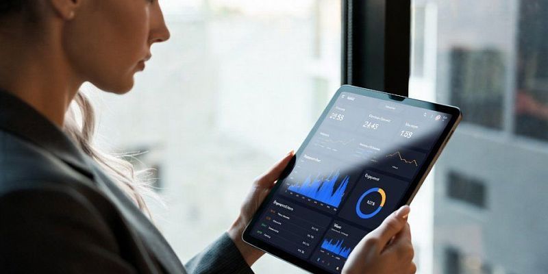 Как анализировать статистику MAX-канала перед покупкой рекламы: ключевые метрики и их значение