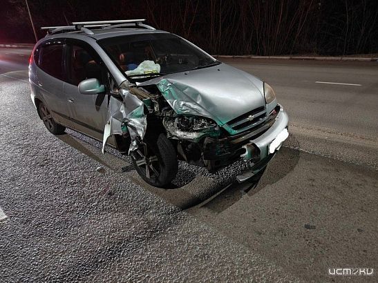 Две иномарки не разъехались на светофоре в Орле