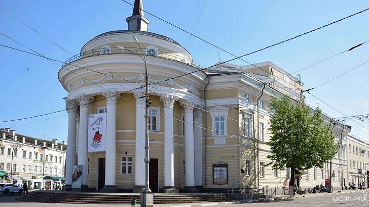 За провальный ремонт орловского театра заплатили на 21 млн рублей больше