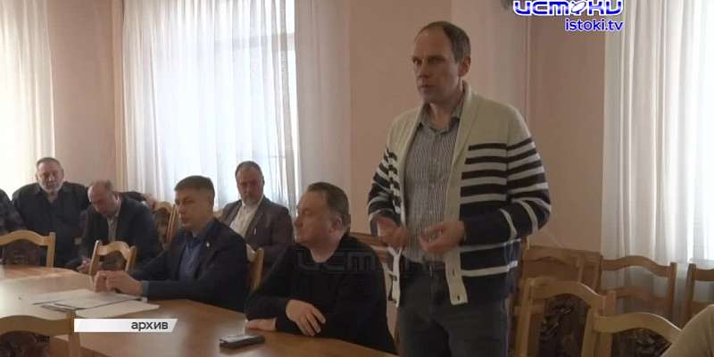 Новый 80-метровый фонтан откроют 25 апреля, Мэрия Орла обязана оплатить неустойку почти на миллион рублей