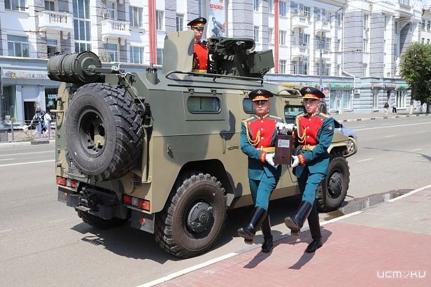 В Орел доставили частицу священного огня мемориального комплекса «Курская дуга»