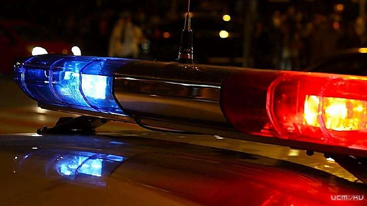 «Лада» и полицейская машина не разъехались ночью в Северном районе Орла