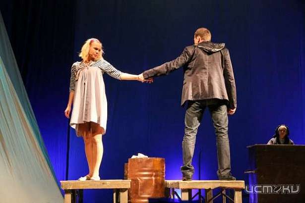 Сегодня в "Свободном пространстве" покажут мюзикл "Алые паруса"