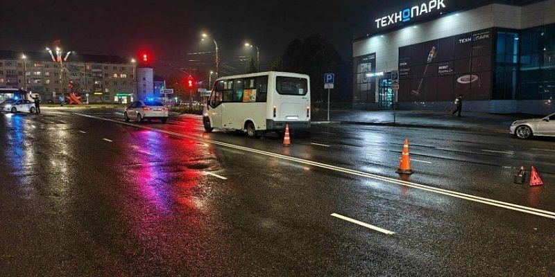 Пешеход попала в больницу после ДТП на переулке Маслозаводском в Орле