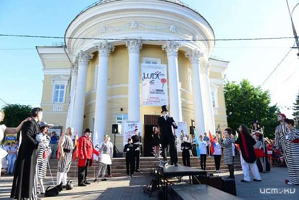 «Мы же LUDI»: в детском парке орловчане увидят фрагменты спектаклей