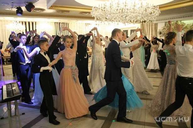 В Ливнах прошел большой Сретенский бал