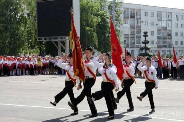 В пятницу в Орле перекроют движение из-за празднования Дня пионерии