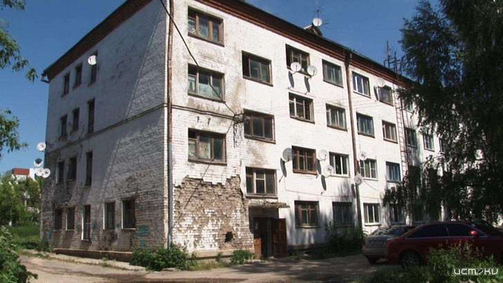 В резервном фонде нашлись деньги на ремонт аварийного общежития в Орле