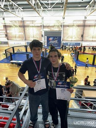 Орловские бойцы взяли медали окружных соревнований по ММА