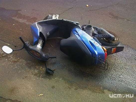 "Десятка" и скутерист не поделили дорогу, итог более чем плачевный