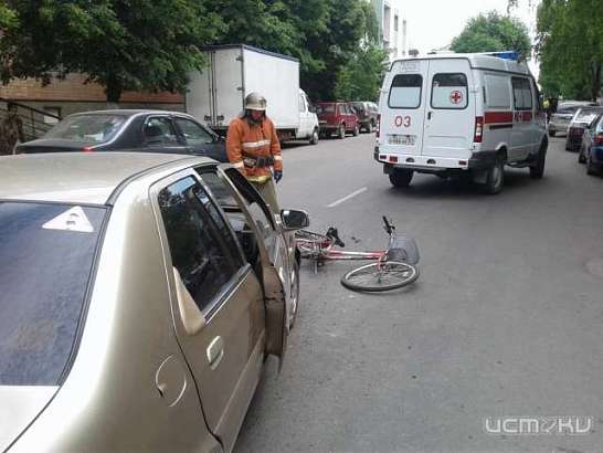 В Ливнах иномарка сбила велосипедиста