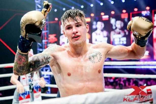 Орловский кикбоксер Влад Туйнов разгромил соперника в Китае