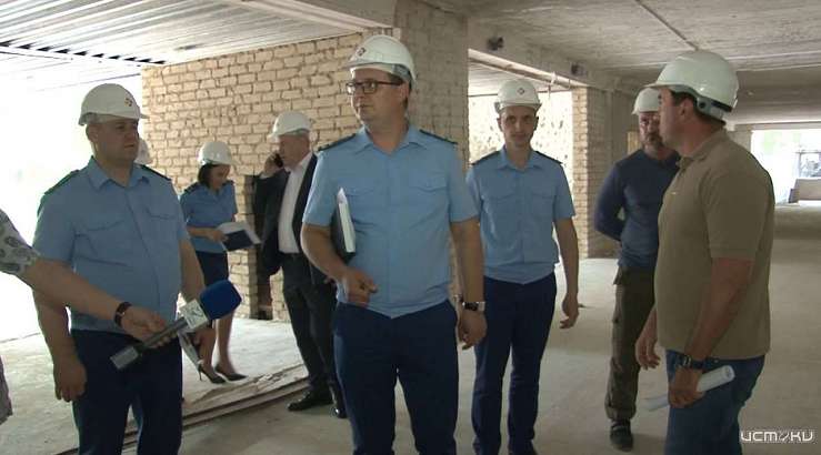 Прокурор Орловской области сегодня приехал в школу