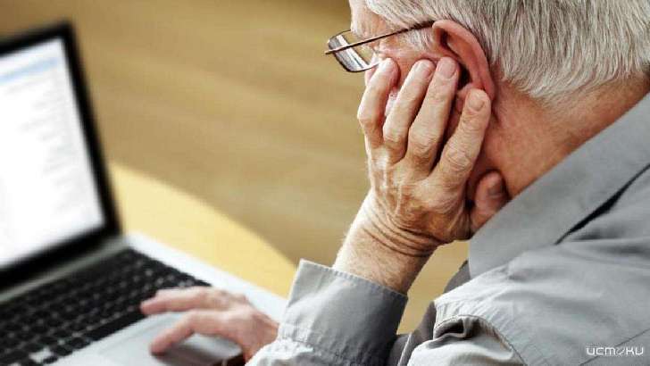 Риск возрастает: Клычков переводит на удаленную работу орловчан старше 60 