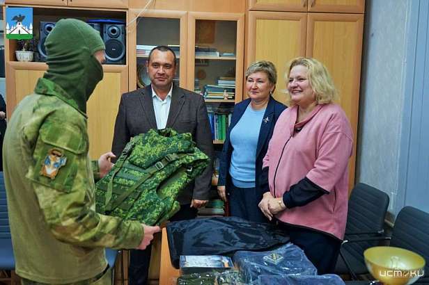 Совет руководителей общеобразовательных организаций Орла встретился с мобилизованным бойцом