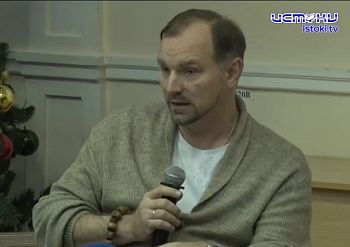 Артисты театра имени Тургенева раскрыли секреты театральной кухни на встрече в Бунинке.