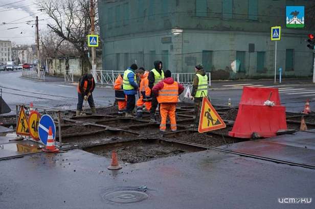 В Орле впервые за 20 лет решили отремонтировать трамвайные пути на ул. Пушкина