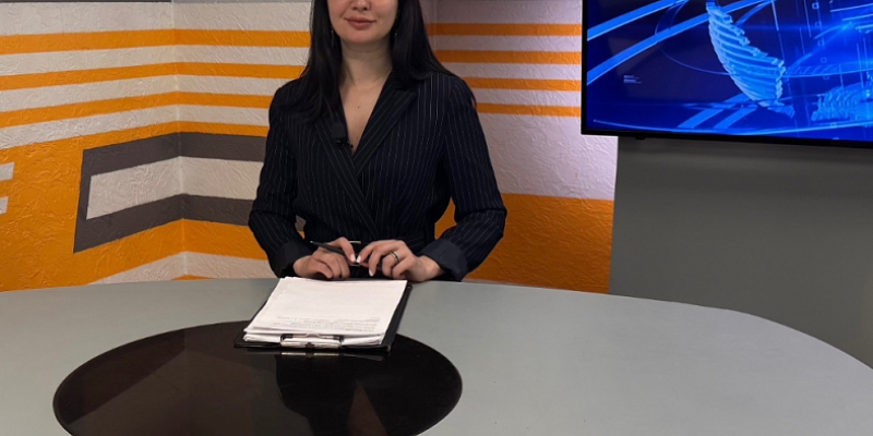 Снова вспомним про гаражи и поломавшийся коллектор, выставка "Полет" и дорожные горести жителей