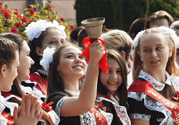 Установлены единые дни последнего звонка и выпускного в орловских школах Установлены единые дни последнего звонка и выпускного в орловских школах