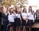 С Днём знаний! Школьники всей страны начали новый учебный год