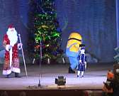 "Раз, два, три: "Ёлочка, гори!". В ДК ЖД прошло традиционное праздничное представление