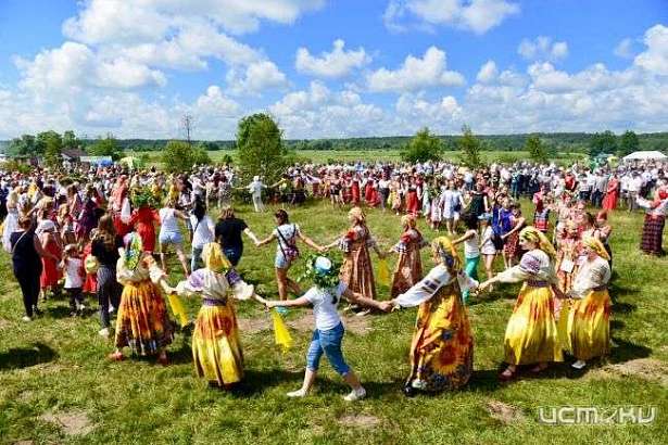 До "Троицких хороводов в Орловском полесье" пустят рейсовые автобусы