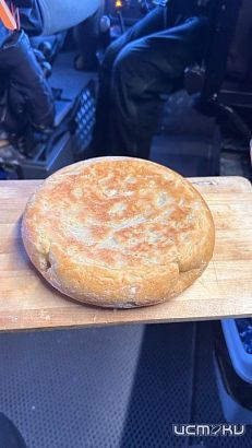 Орловский полярник испек хлеб во время экспедиции по Таймыру в условиях крайнего Севера Орловский полярник испек хлеб во время экспедиции по Таймыру в условиях крайнего Севера