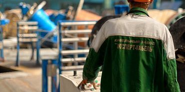 Увольнять или инвестировать?  Как компании теряют будущее в погоне за экономией