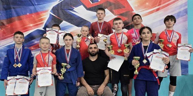 Орловские грэпплеры успешно выступили в Курске