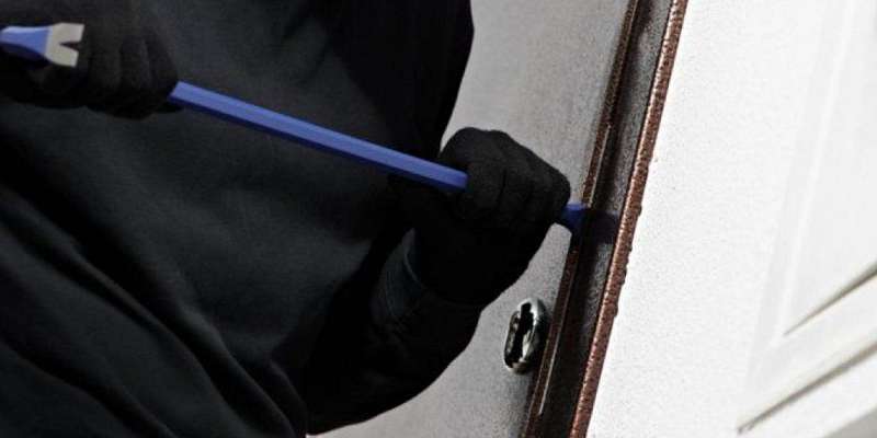 У жителя Малоархангельского района украли инструменты на 20 тыс. рублей