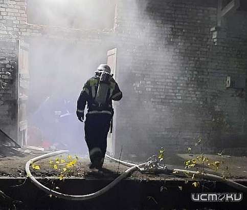 В Орле на ул. Тургенева в заброшенном доме сгорел мужчина