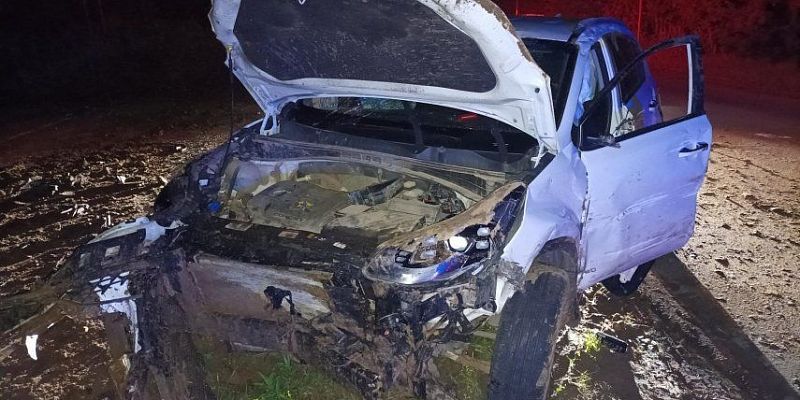 дтп Госавтоинспекция по Орловской области Под Орлом в перевернувшейся иномарке пострадала маленькая девочка