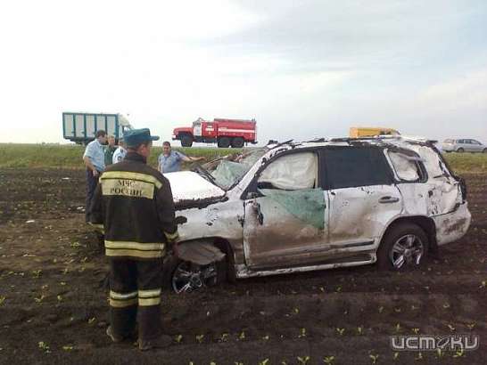 В Малоархангельском районе оказался в кювете японский внедорожник