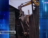 Жители дома на Карачевской улице в Орле остались на улице из-за демонтажа соседнего здания Жители дома на Карачевской улице в Орле остались на улице из-за демонтажа соседнего здания