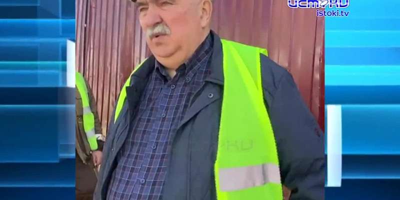 Мэр Орла стал чаще проводить прямые эфиры в социальных сетях. На этот раз в своем стриме Парахин рассказал и показал, как обстоят дела на Красном мост...