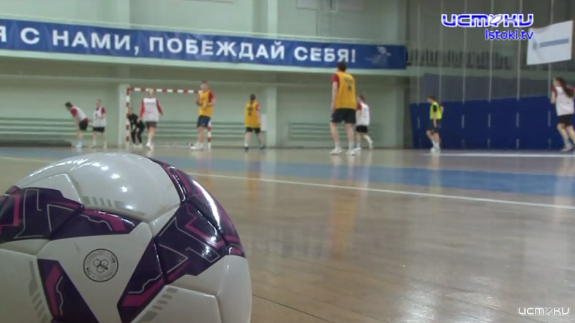 Сезон контрастов получился у орловских девчонок-футболисток. Подведем его итоги 