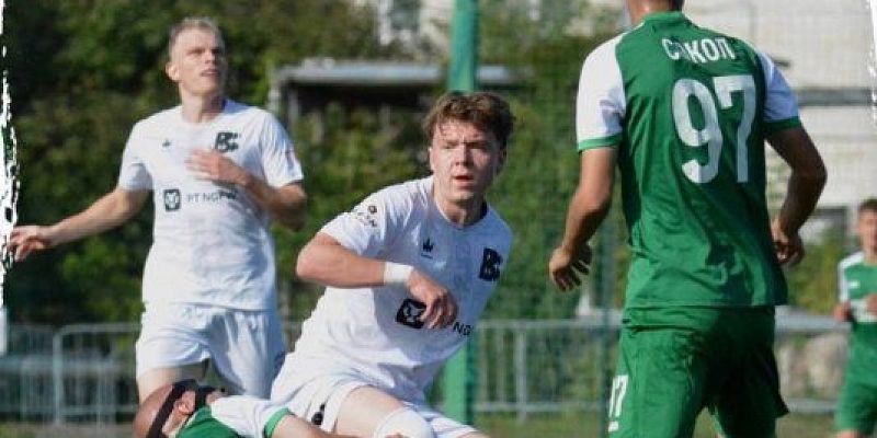 Чуда не произошло. ФК "Орел" проиграл лидеру чемпионата