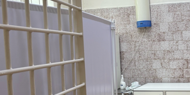 Главный врач Мценской районной больницы предстанет перед судом за получение мелкой взятки