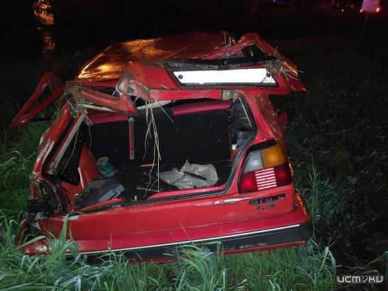 Под Орлом иномарка улетела в кювет. Водитель в больнице