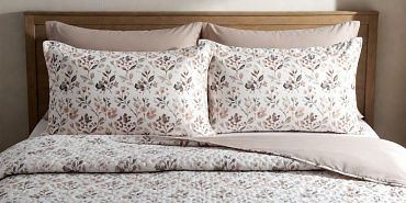 Рейтинг магазинов, где купить семейный комплект белья недорого