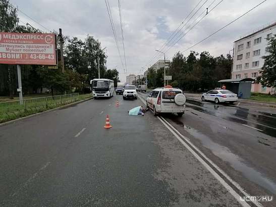 В Орле внезапно за рулем такси умер водитель