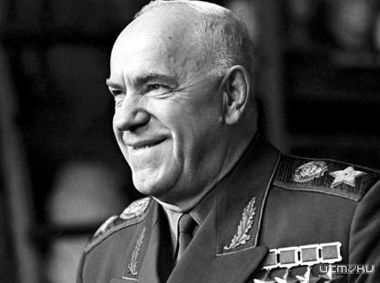 Мэрия Орла собралась покупать бюст маршала Жукова