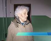 "Течёт ручей, бежит ручей": У жителей дома №93 по улице Нормандии-Неман в комнатах идёт дождь