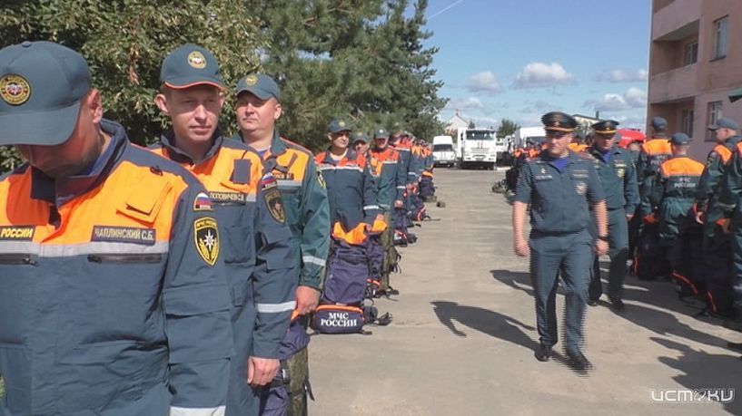 В Главном управлении МЧС России по Орловской области прошёл смотр готовности аэромобильной группировки