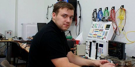 Орловский студент получил грант на создание «умного» скальпеля