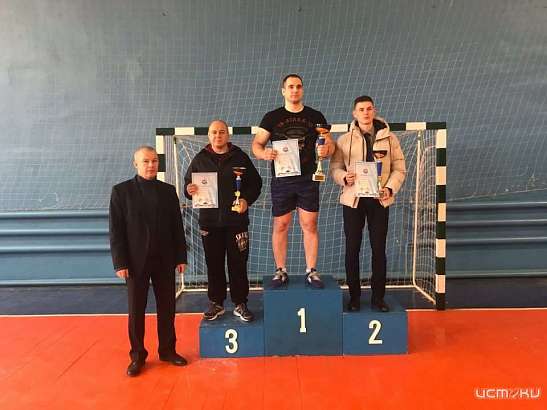 Лучшие гиревики регионального турнира определены