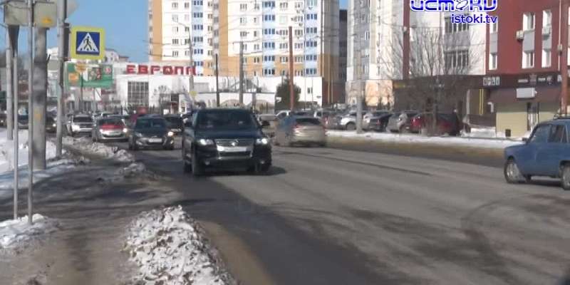 В Орле прошел автопробег в поддержку бойцов, а организовала его группа волонтеров "Словом и делом".