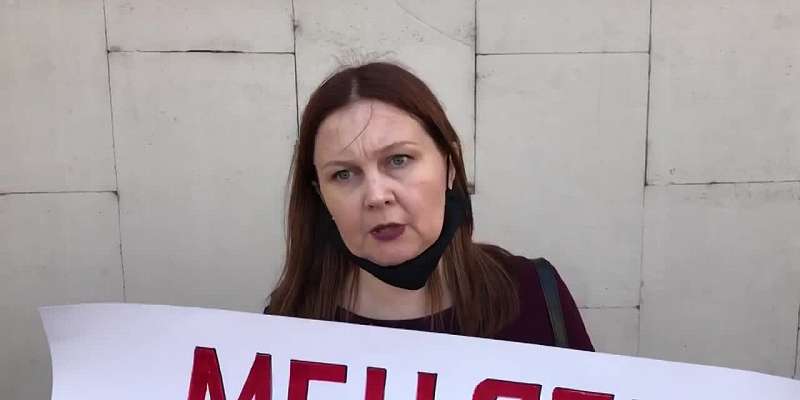 В Орле прошли одиночные пикеты против мэра
