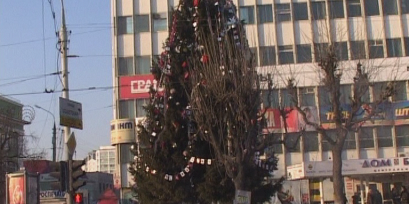 Сегодня расслабляемся и вспоминаем как проходили раньше в Орле новогодние мероприятия