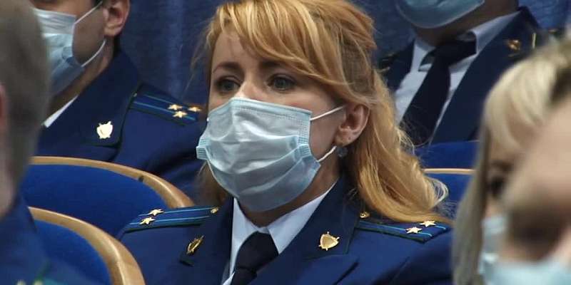 Орловские работники прокуратуры сегодня отмечают профессиональный праздник